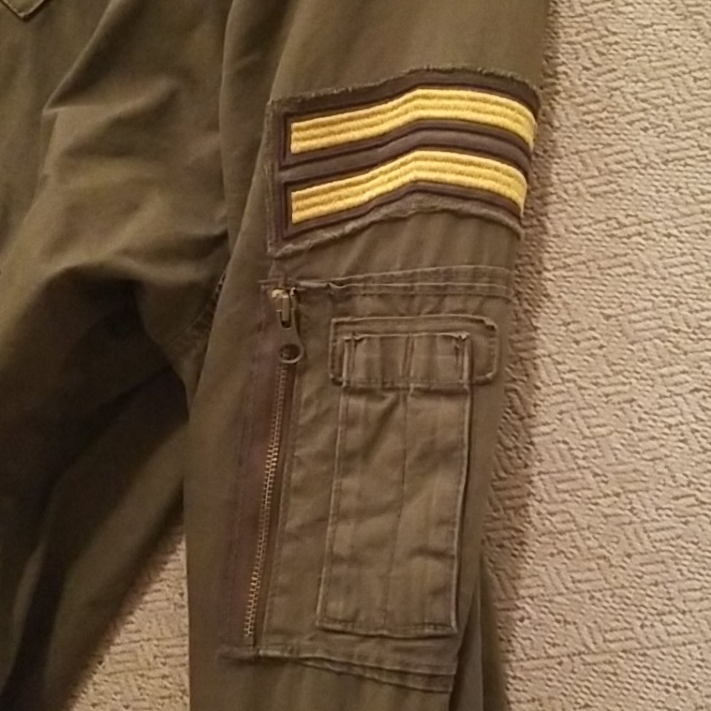 Jacket - Picture 3 of 8